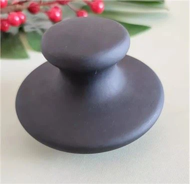 Eina de massatge Gua Sha de Bianstone amb forma de bolet negre